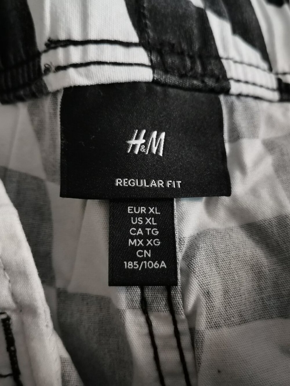 Regular Fit Patterned Rave Shorts - Picture 3 of 3